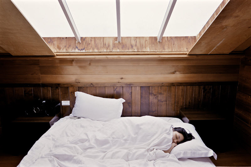 Quel oreiller choisir quand on a mal aux cervicales ?