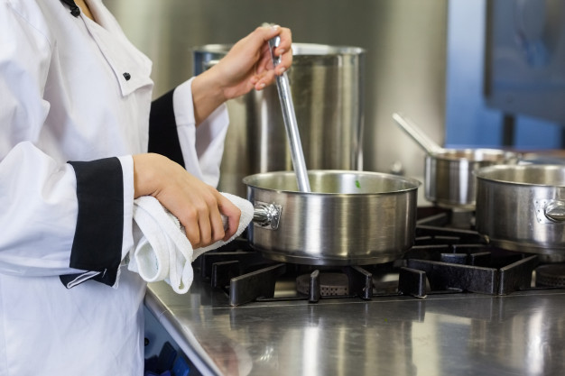 Quels équipements choisir pour une cuisine moderne ?